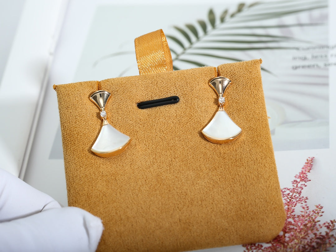 ¡®Jewelicorn¡¯DREAM MOP PINK GOLD EARRINGS