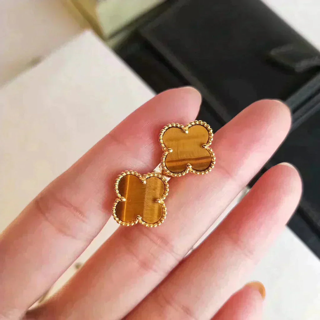 ¡®Jewelicorn¡¯CLOVER MEDIUM 1 MOTIFS TIGER EYE EARRINGS