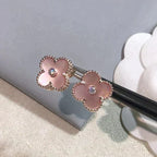 ¡®Jewelicorn¡¯CLOVER MEDIUM 1 MOTIFS  PINK MOP DIAMOND EARRINGS