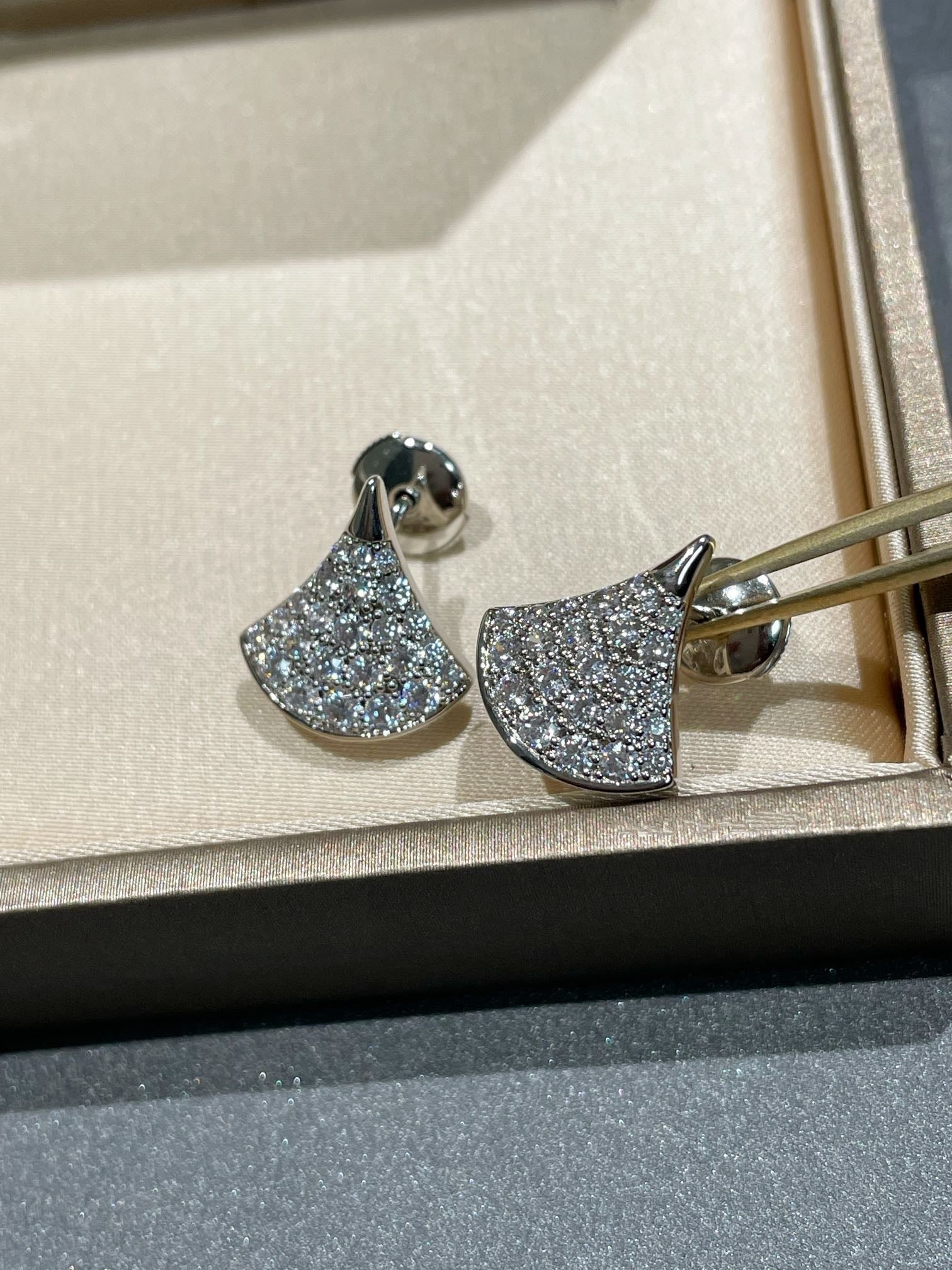 ¡®Jewelicorn¡¯DREAM STUD EARRINGS DIAMOND