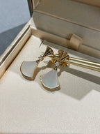 ¡®Jewelicorn¡¯DREAM MOP 1 DIAMOND EARRINGS