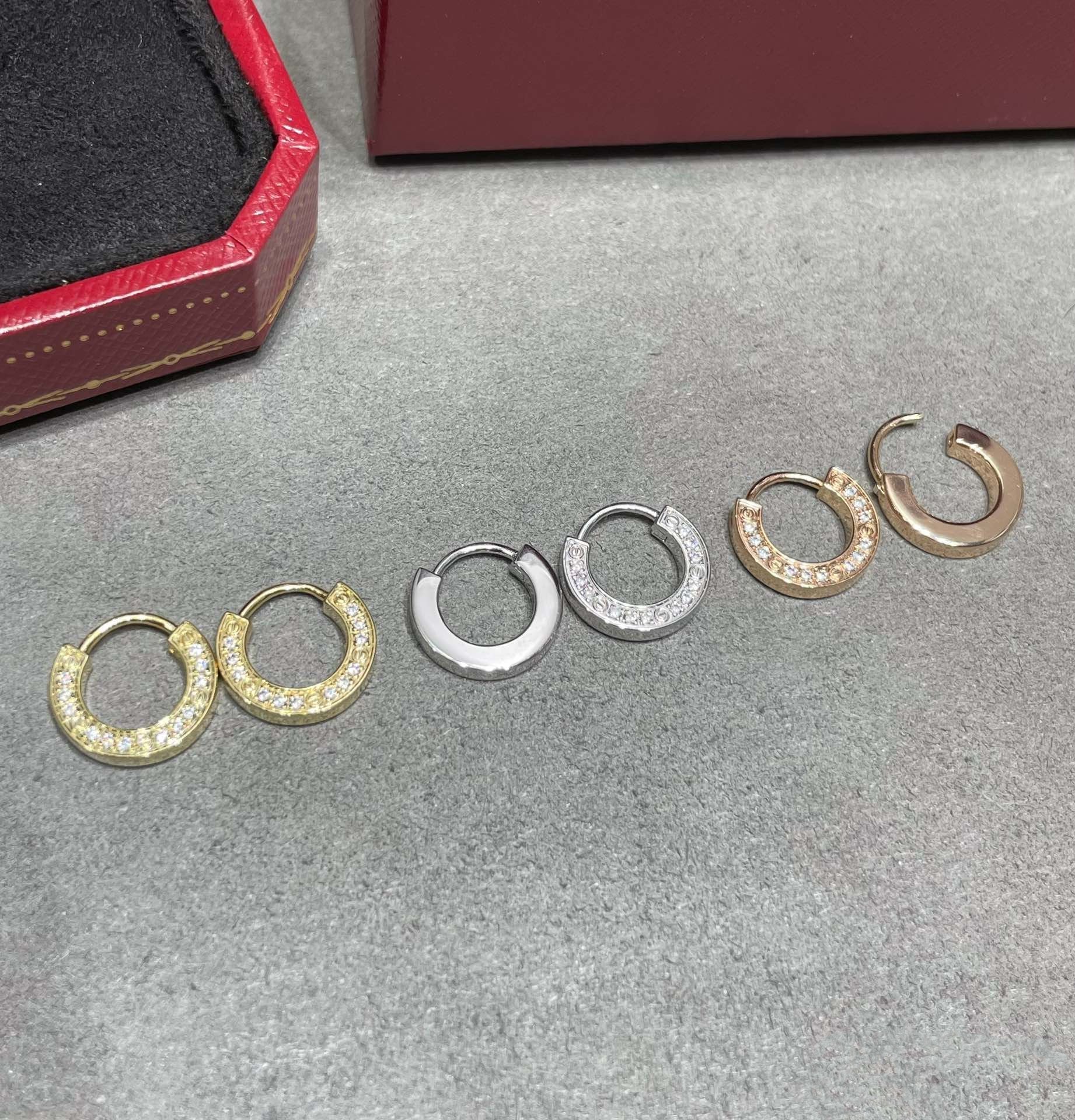 ¡®Jewelicorn¡¯LOVE DIAMOND EARRINGS