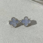 ¡®Jewelicorn¡¯CLOVER CHALCEDONY SILVER STUD EARRINGS