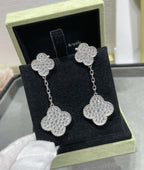 ¡®Jewelicorn¡¯CLOVER 2 MOTIFS DIAMOND PAVED SILVER EARRINGS
