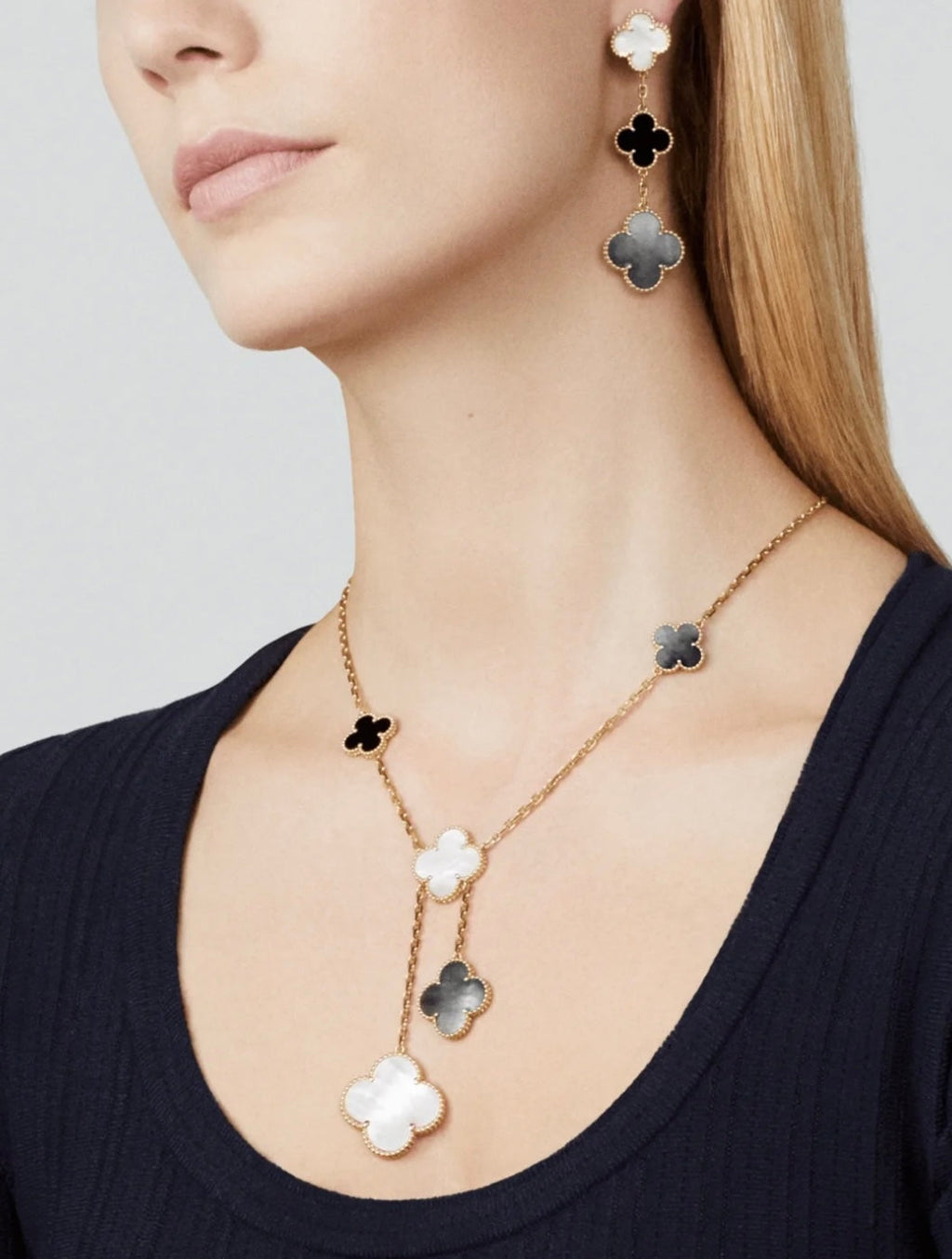 ¡®Jewelicorn¡¯CLOVER 3 MOTIF MOP ONYX DARK MOP PINK GOLD EARRINGS