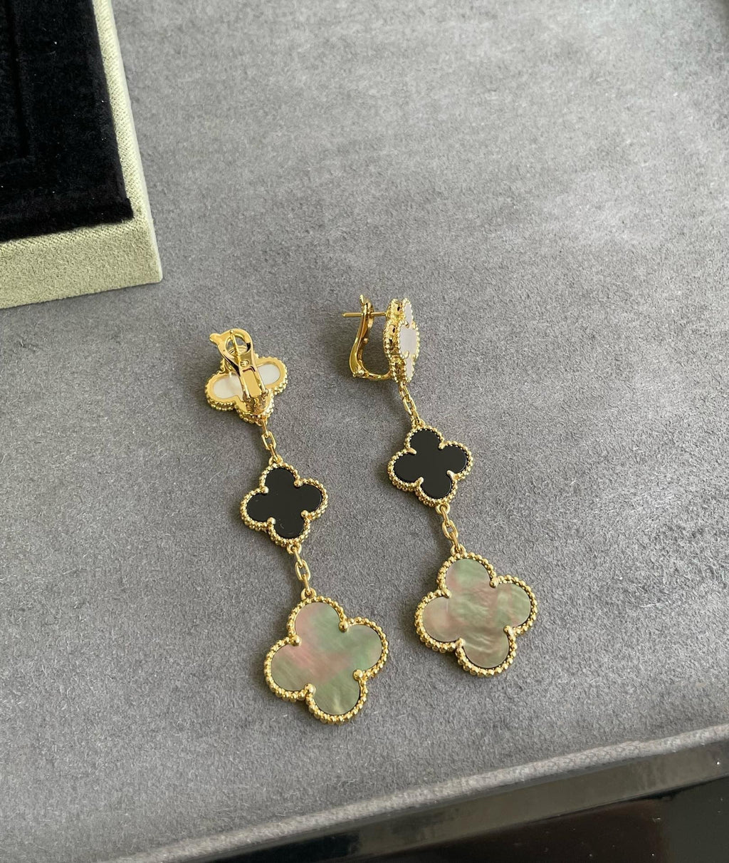 ¡®Jewelicorn¡¯CLOVER 3 MOTIF MOP ONYX DARK MOP PINK GOLD EARRINGS