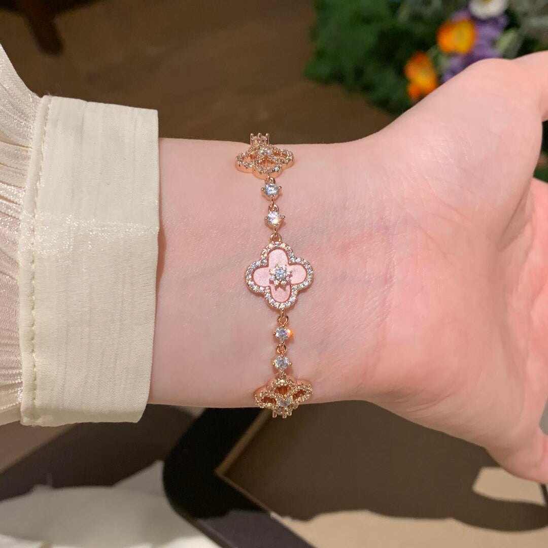 ¡®Jewelicorn¡¯CLOVER 5 MOTIF PINK BLUE RED WHITE BRACELET