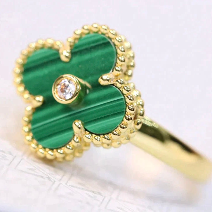 ¡®Jewelicorn¡¯CLOVER MALACHITE RING GOLD DIAMOND