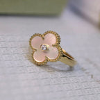 ¡®Jewelicorn¡¯CLOVER PINK MOP RING GOLD DIAMOND
