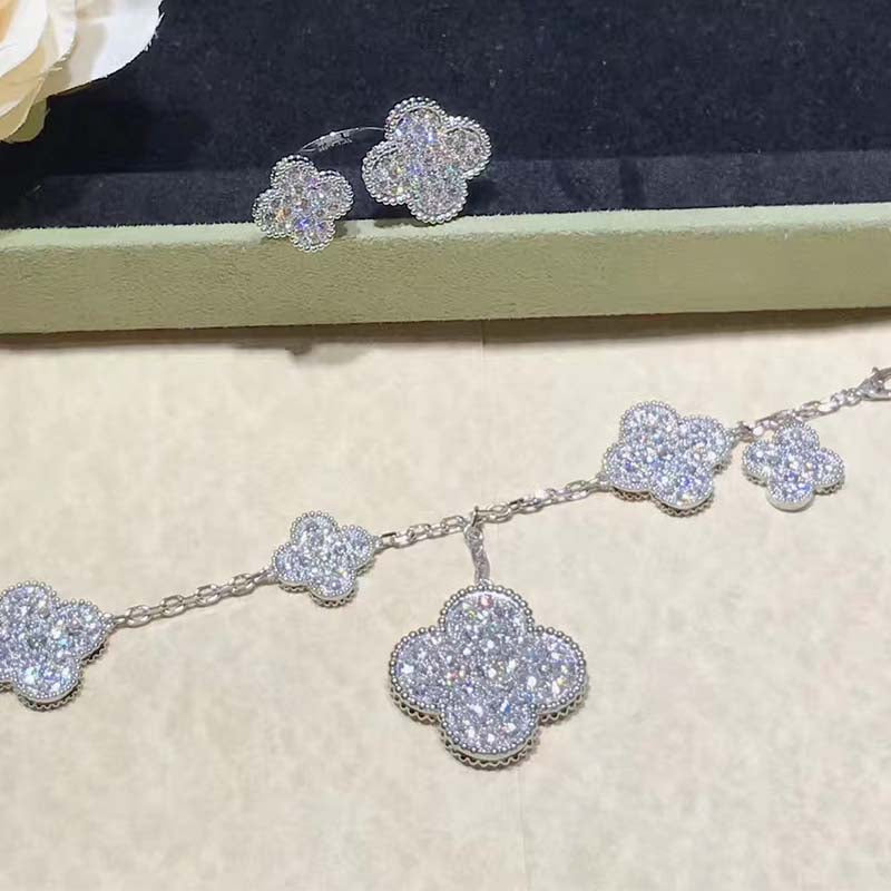 ¡®Jewelicorn¡¯CLOVER 6 MOTIFS SILVER DIAMOND BRACELET