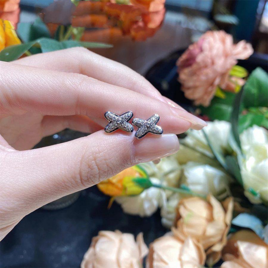 ¡®Jewelicorn¡¯JEUX DE SILVER DIAMOND EARRINGS