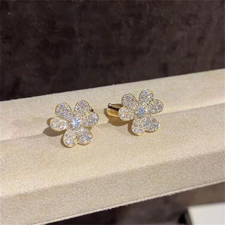 ¡®Jewelicorn¡¯FRIVOLE GOLD FLOWER DIAMOND EARRINGS