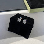 ¡®Jewelicorn¡¯CLOVER MINI DIAMOND STUD EARRINGS